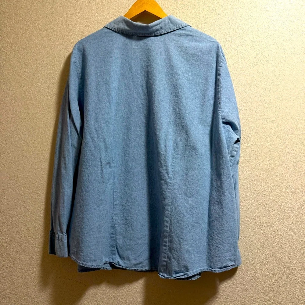 White Stag Woman - Light Blue Denim Shirt - Size 2X (18W/20W) - Picture 3 of 12